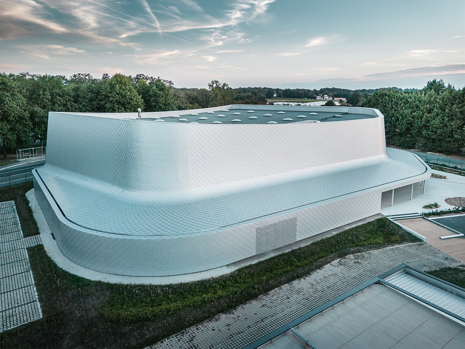 PREFA sølvlook i udkanten af Nantes | PREFA