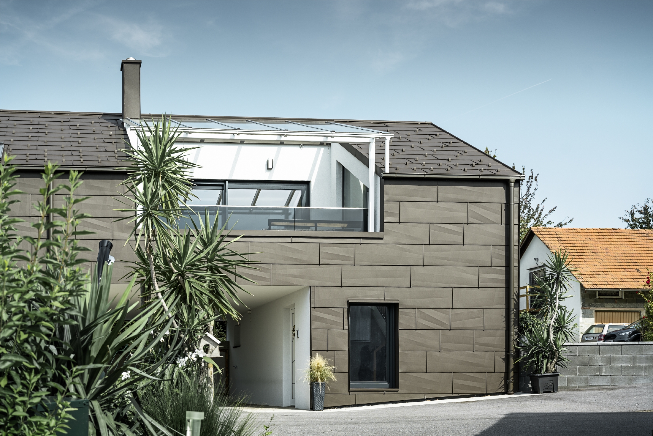 Referenceobjekter PREFA Facadesystemer Facadepanel FX.12 01 P.10 brun